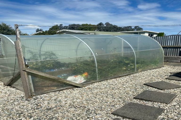 Photo of property in 122 Dunlop Street, Wallacetown, 9816