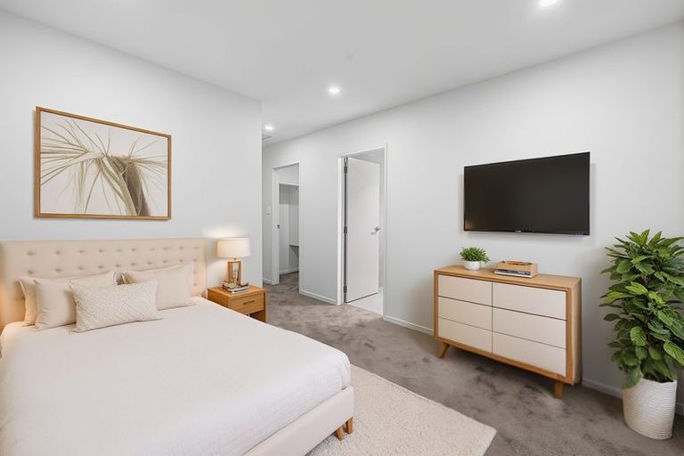 Photo of property in 4 Kiekie Street, Westgate, 0814