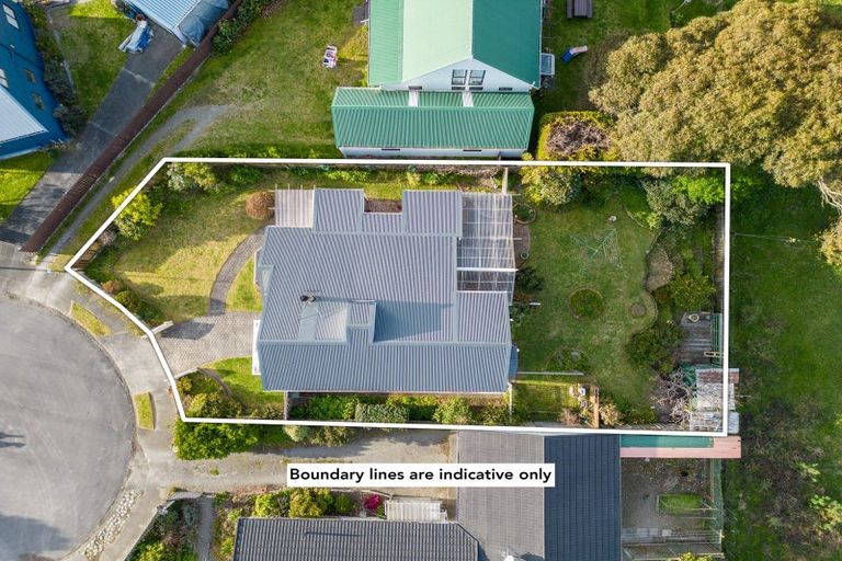 Photo of property in 36 Simcox Street, Otaki Beach, Otaki, 5512