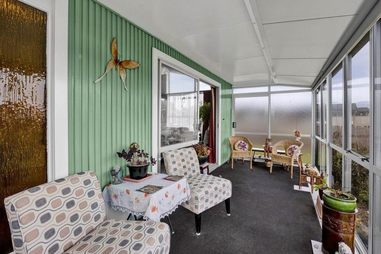 Photo of property in 16 Karaka Street, Inglewood, 4330