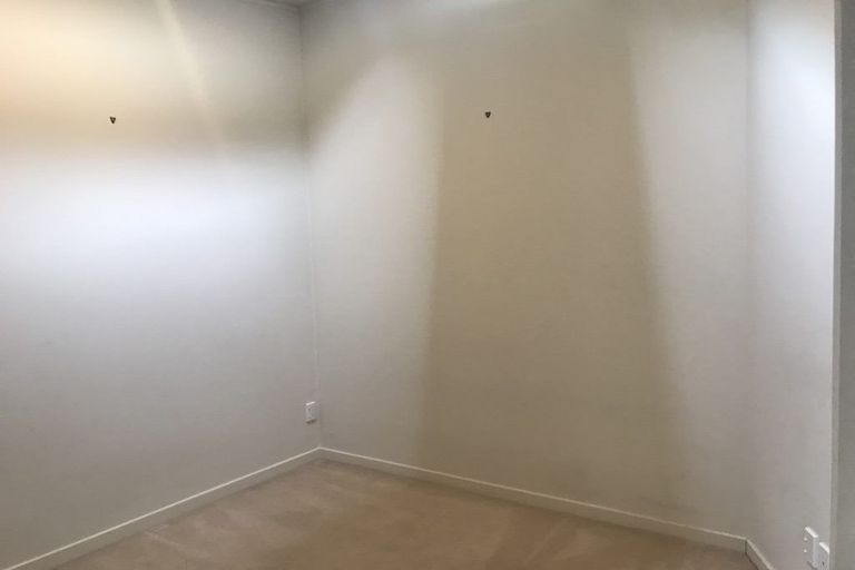 Photo of property in Mendosa Terraces Apartments, 13/9 Ebor Street, Te Aro, Wellington, 6011