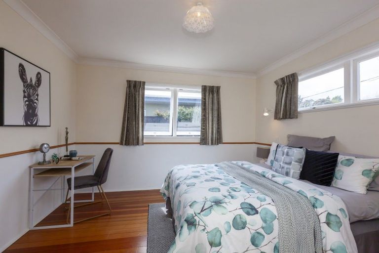 Photo of property in 81 Glen Road, Raumati South, Paraparaumu, 5032