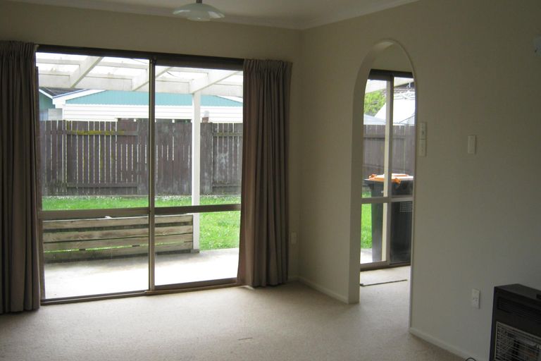 Photo of property in 62 Pencarrow Street, Highbury, Palmerston North, 4412