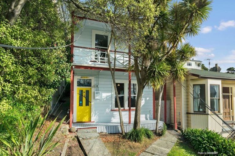 Photo of property in 94 Rolleston Street, Mount Cook, Wellington, 6021