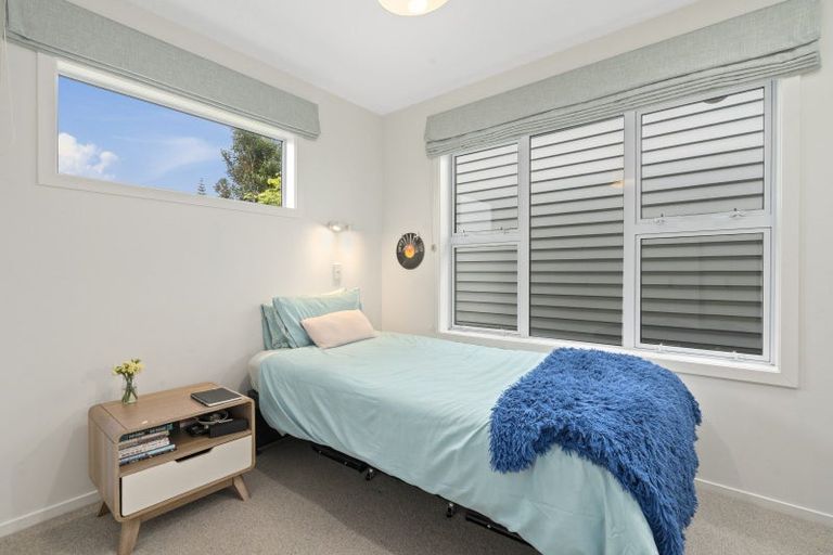 Photo of property in 27 Chester Road, Tawa, Wellington, 5028