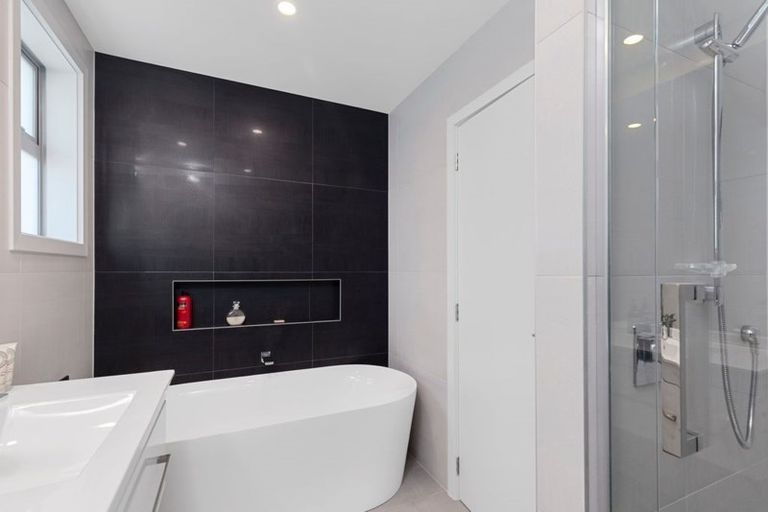 Photo of property in 66a Arran Road, Browns Bay, Auckland, 0630