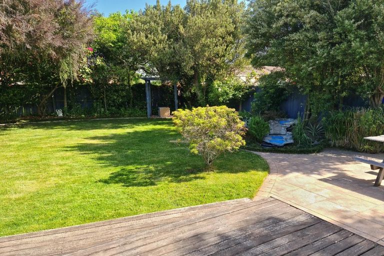 Photo of property in 19 O'halloran Drive, Halswell, Christchurch, 8025