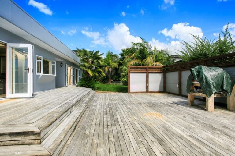 Photo of property in 14a The Avenue, Albany, Auckland, 0632