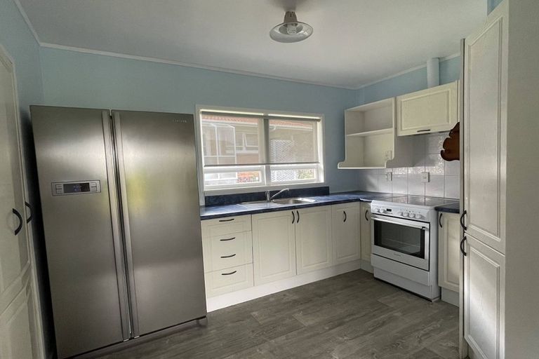 Photo of property in 4 Sunnypark Avenue, Rosehill, Papakura, 2113