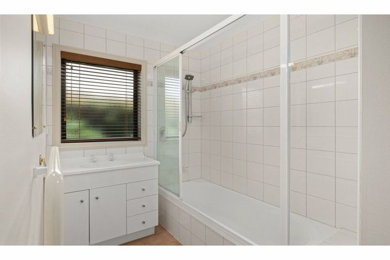 Photo of property in 48 Cannon Drive, Kerikeri, 0230