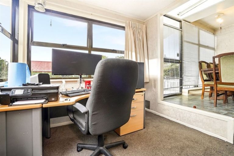 Photo of property in 335 Cambridge Road, Hillcrest, Hamilton, 3216