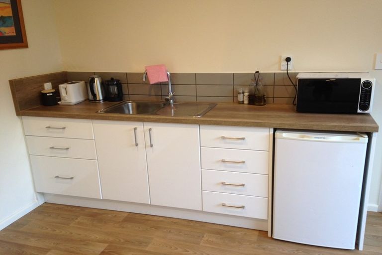 Photo of property in 81 Condell Avenue, Papanui, Christchurch, 8053