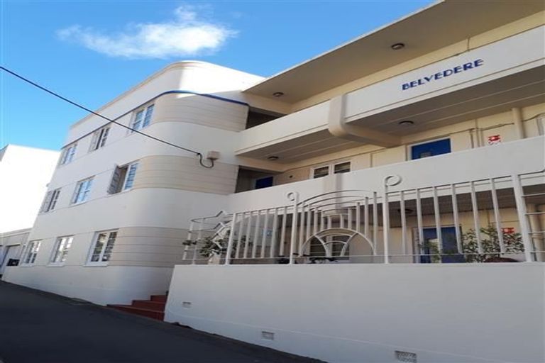 Photo of property in 82 Majoribanks Street, Mount Victoria, Wellington, 6011