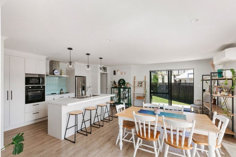 Photo of property in 180 Adler Drive, Ohauiti, Tauranga, 3112