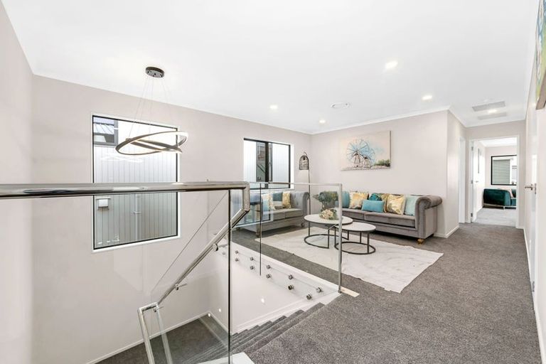 Photo of property in 32 Adamson Road, Flat Bush, Auckland, 2019