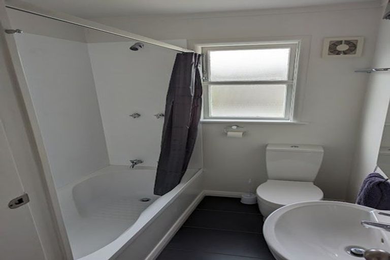 Photo of property in 78 Selwyn Road, Cockle Bay, Auckland, 2014