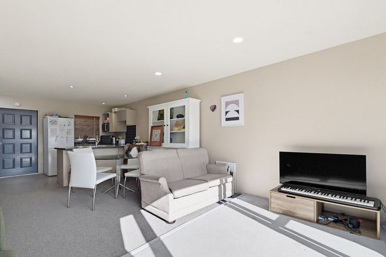 Photo of property in 42 Park Avenue, Papatoetoe, Auckland, 2025