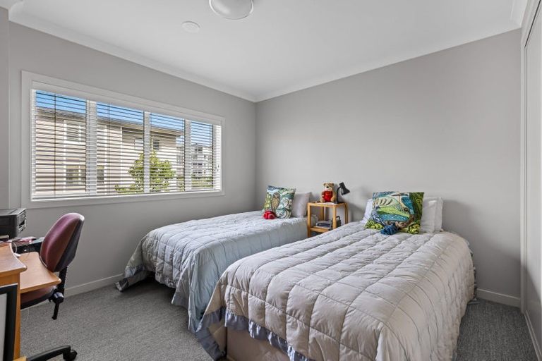 Photo of property in 30 Eaves Bush Parade, Orewa, 0931