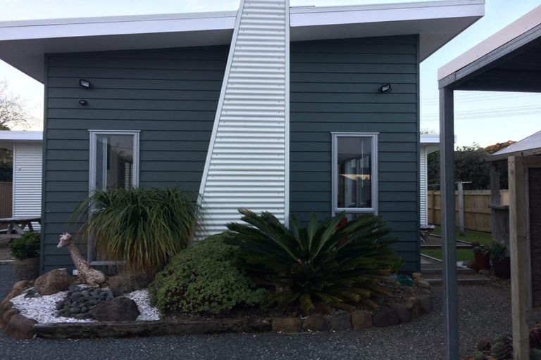 Photo of property in 8 Papaka Road, Ngunguru, Whangarei, 0173