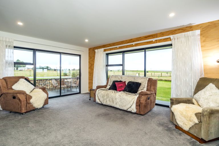 Photo of property in 361 Marshall Road, Otaio, Timaru, 7971
