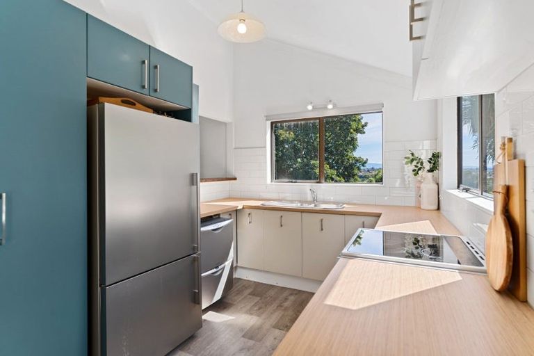 Photo of property in 83 Cambridge Road, Bethlehem, Tauranga, 3110