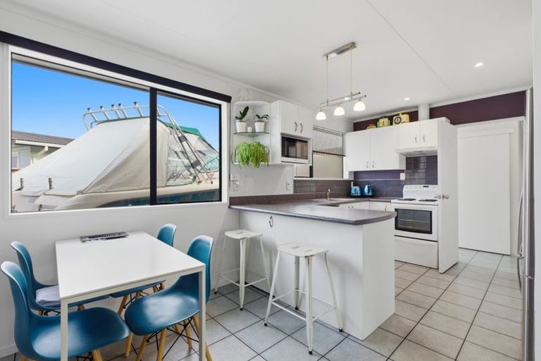 Photo of property in 27 Sylvania Drive, Matua, Tauranga, 3110