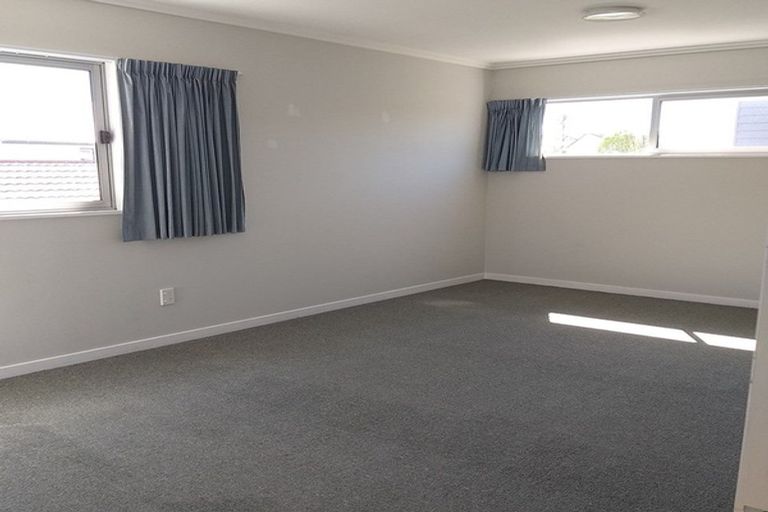 Photo of property in 75 Mandeville Street, Riccarton, Christchurch, 8011