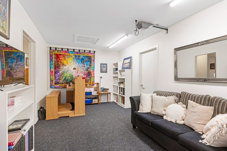 Photo of property in 8 Hanmer Crescent, Rangiora, 7400