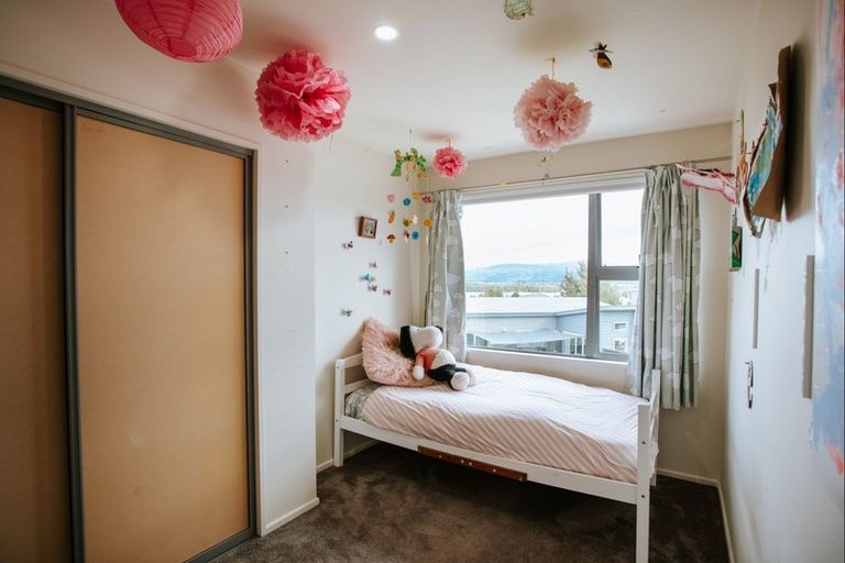 Photo of property in 11 Ellie Place, Lake Hawea, Wanaka, 9382