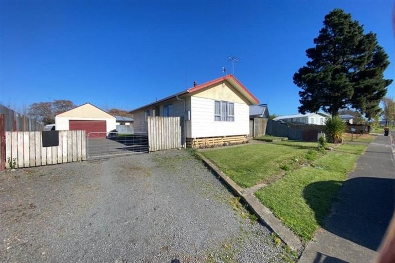 Photo of property in 353 Flaxmere Avenue, Flaxmere, Hastings, 4120