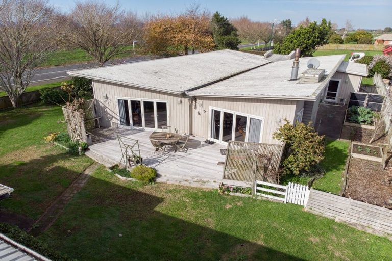 Photo of property in 2 Benner Drive, Ngatea, 3503