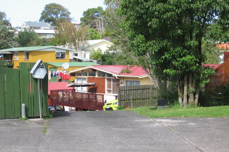 Photo of property in 32 Aquarius Avenue, Glen Eden, Auckland, 0602
