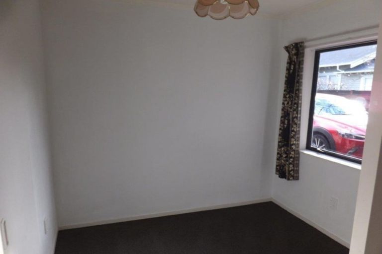 Photo of property in 74 Clarkin Road, Fairfield, Hamilton, 3214