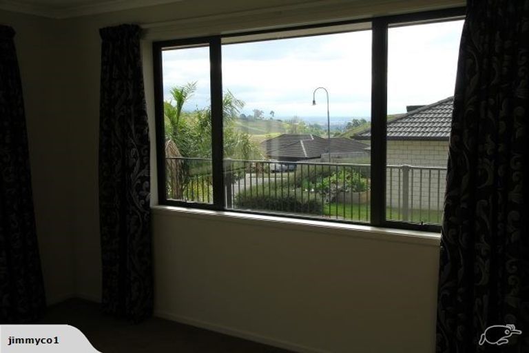 Photo of property in 302 Ballintoy Park Drive, Welcome Bay, Tauranga, 3175