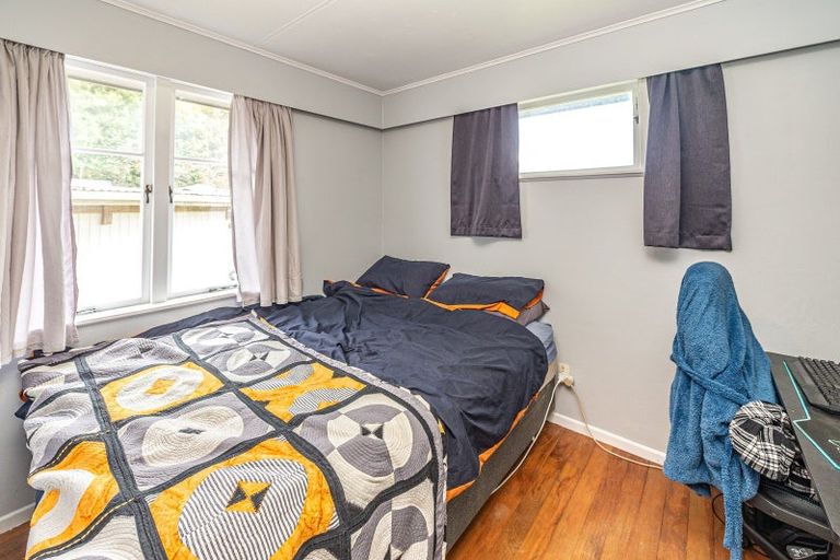 Photo of property in 64 Wikitoria Road, Putiki, Whanganui, 4501