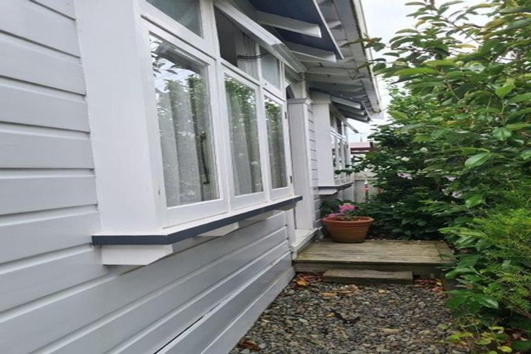 Photo of property in 13 Wilson Street, Newtown, Wellington, 6021