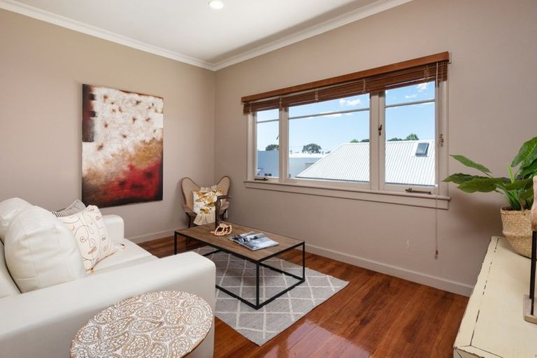 Photo of property in 37 Burrows Street, Tauranga South, Tauranga, 3112