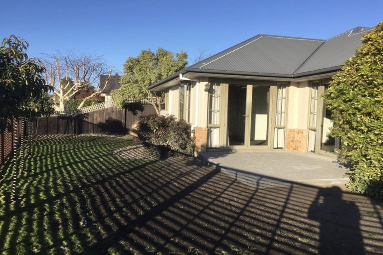 Photo of property in 32 Kotuku Crescent, Woolston, Christchurch, 8023