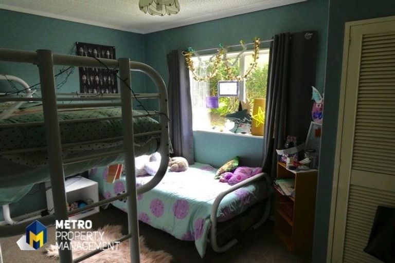 Photo of property in 40 Centennial Avenue, Helensburgh, Dunedin, 9010