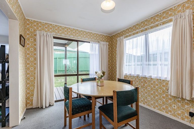 Photo of property in 8 Karyn Street, Castlecliff, Whanganui, 4501