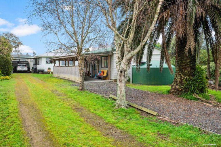 Photo of property in 10 Mackinnon Road, Manukau Heads, Waiuku, 2684