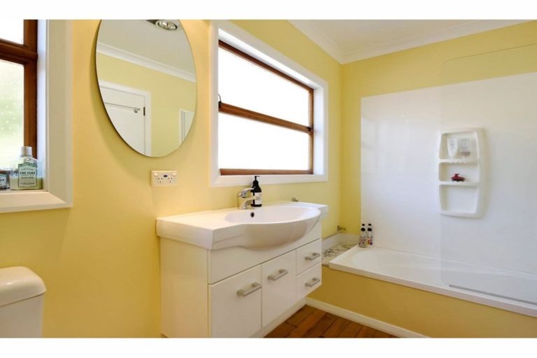 Photo of property in 250 The Ridgeway, Stoke, Nelson, 7011