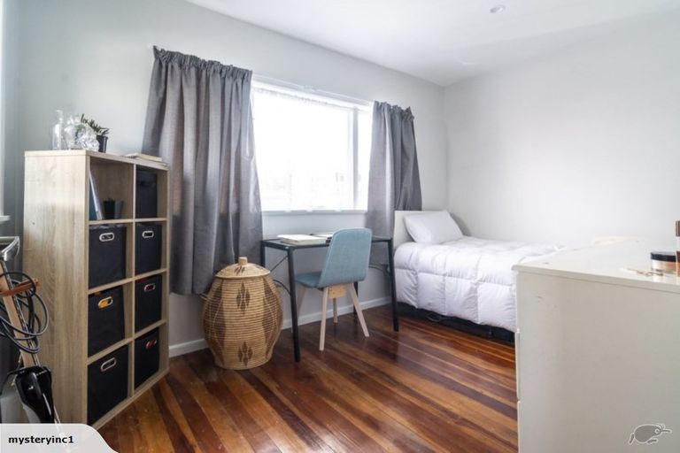 Photo of property in 1/34 Plunket Avenue, Papatoetoe, Auckland, 2104