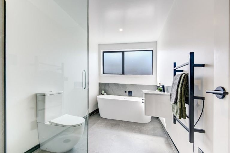 Photo of property in 24b Toro Street, Durie Hill, Wanganui, 4500