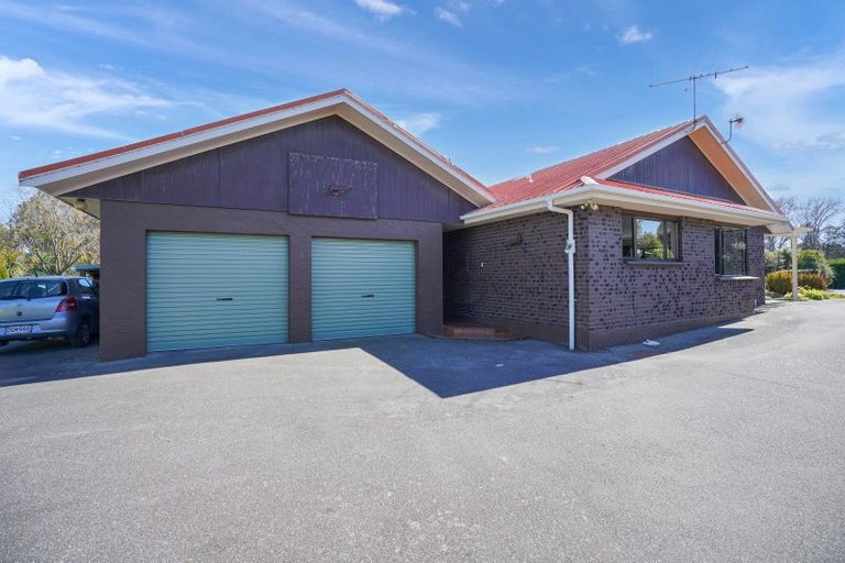 Photo of property in 211 Dunns Road, Otatara, Invercargill, 9879