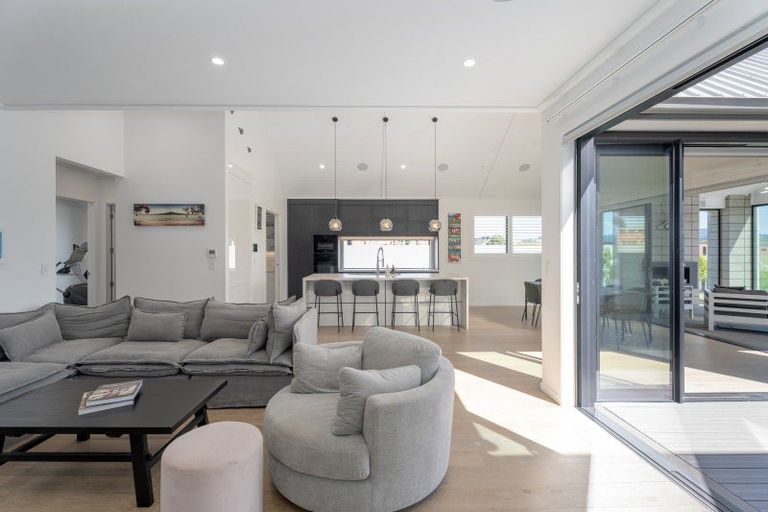 Photo of property in 1 Capstan Crescent, Whitianga, 3510