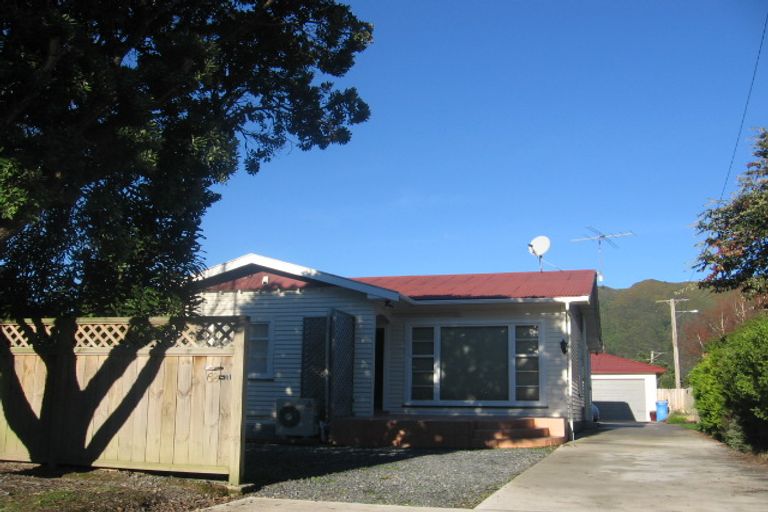 Photo of property in 1/68 Cambridge Terrace, Waterloo, Lower Hutt, 5011