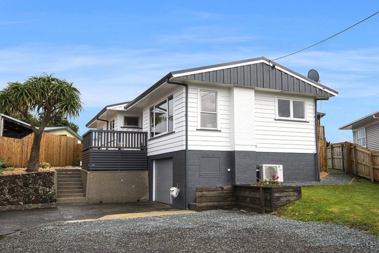 Photo of property in 70 Station Road, Te Kamo, Whangarei, 0112