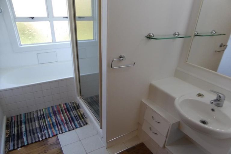 Photo of property in 223 Centaurus Road, Saint Martins, Christchurch, 8022