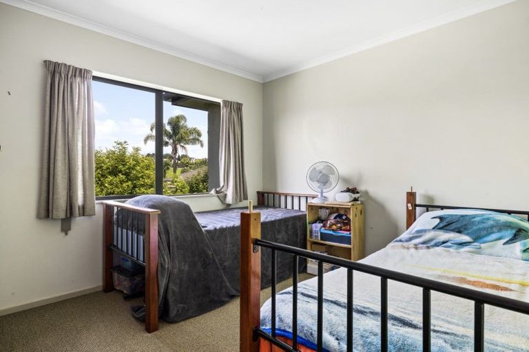 Photo of property in 52 Inverness Drive, Pyes Pa, Tauranga, 3112